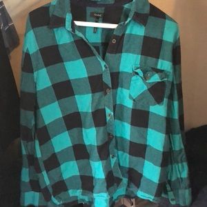 XL Button up shirt. Comes with free gift! ❤️😊🌙🌞